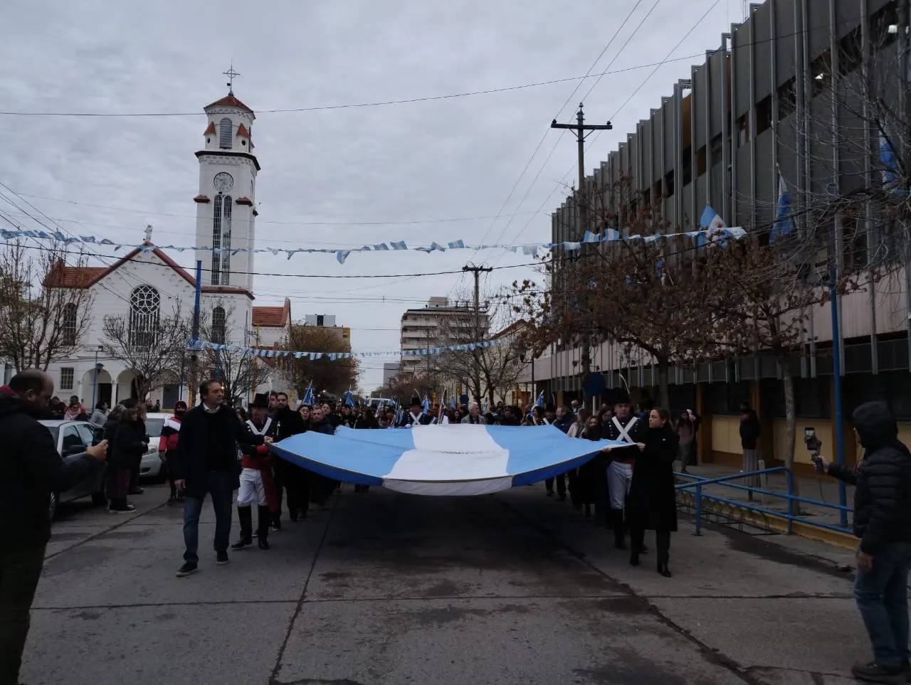 acto protocolar dia de la bandera