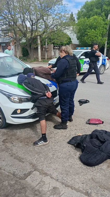 detenidos menor arma (1)