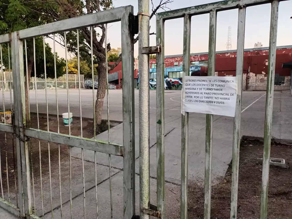 Unter escuelas sin clases paro2