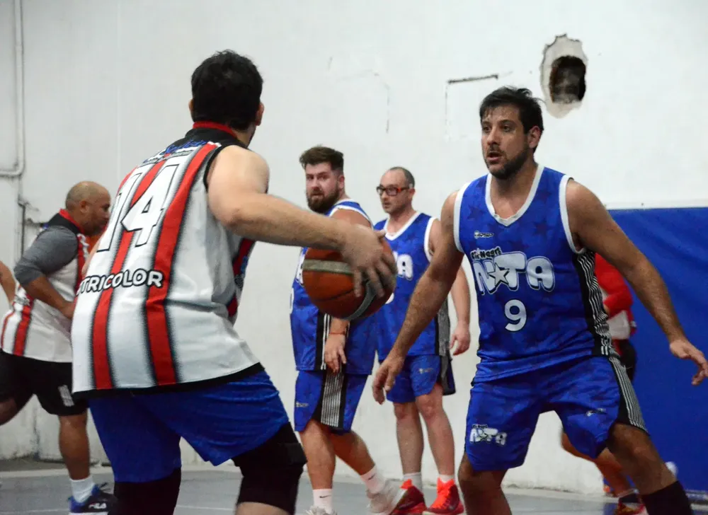 comercial básquet 3