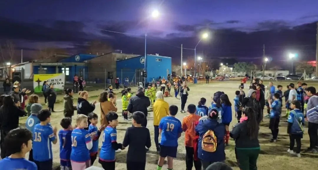 LUMINARIAS PISTA DE ATLETISMO Y CENTRO DEPORTIVO 2