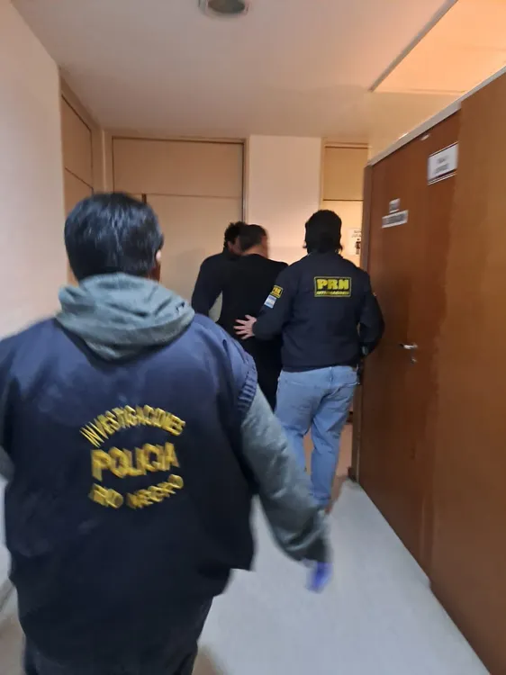 policía detenido en ciudad judicial