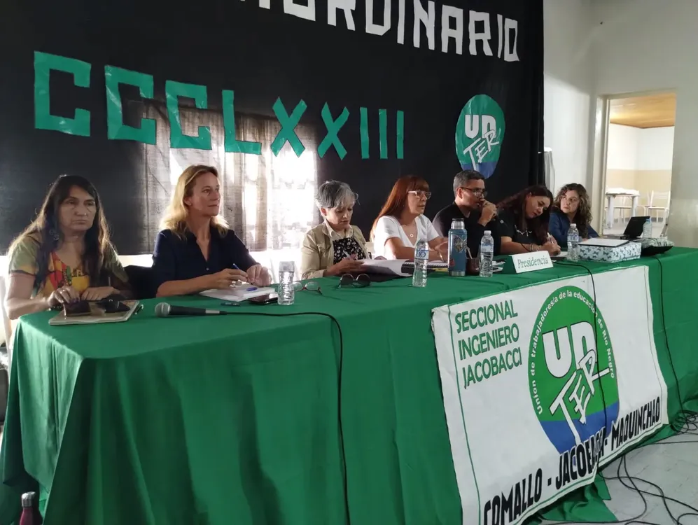 unter congreso extraordinario