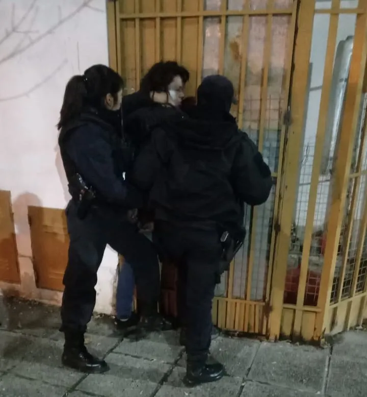 robo moto azul medianoche detenida