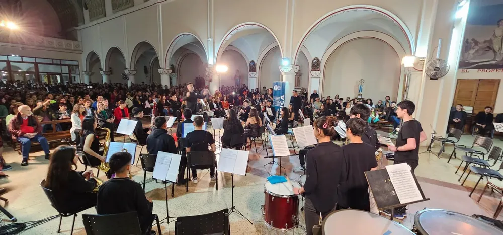 Sinfónica en la Catedral Ensamble de vientos y percución