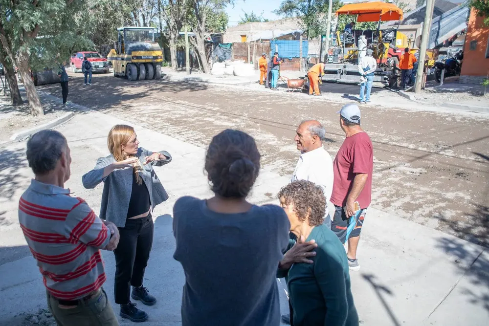 PAVIMENTO DE 21 CUADRAS EN ZONA NORTE3