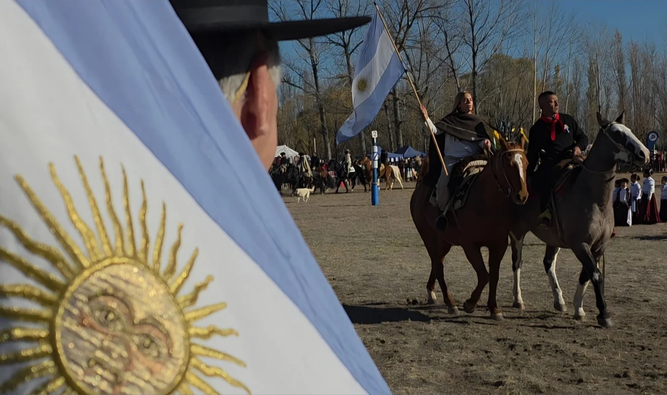 25 de mayo actos oficiales MES a caballo
