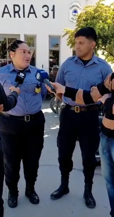 policia salvan bb