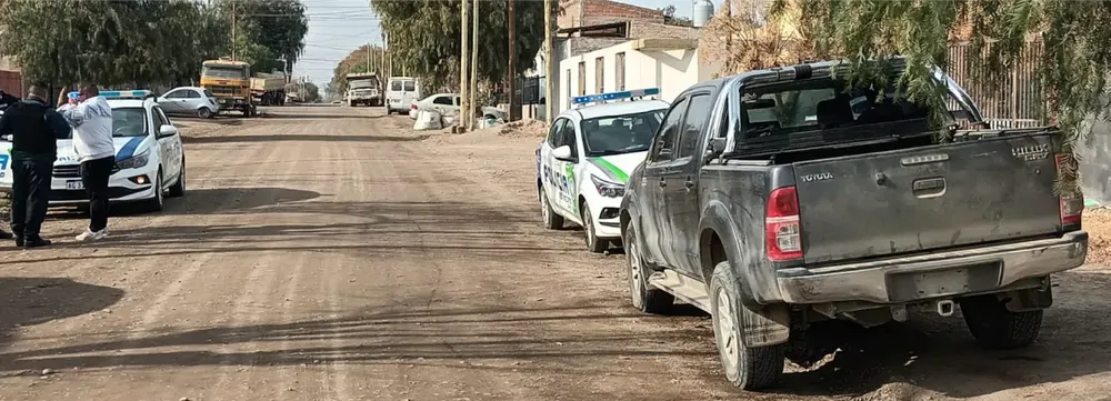 CAMIONETA ABANDONADA (4)