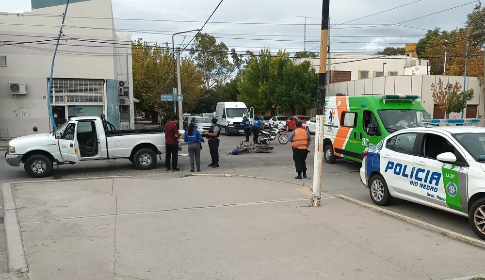 CHOQUE MOTO CAMIONETA (1)