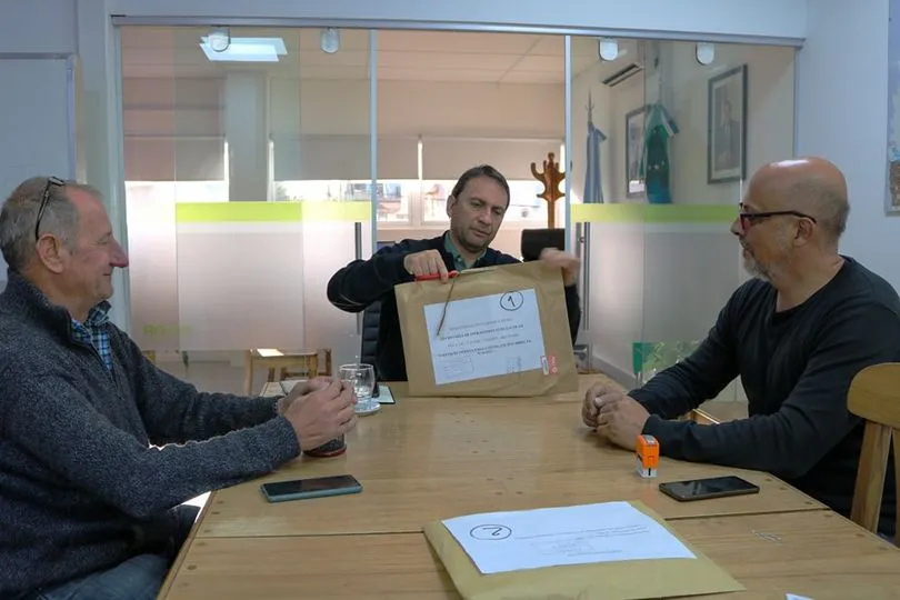 Licitación Escuela 95