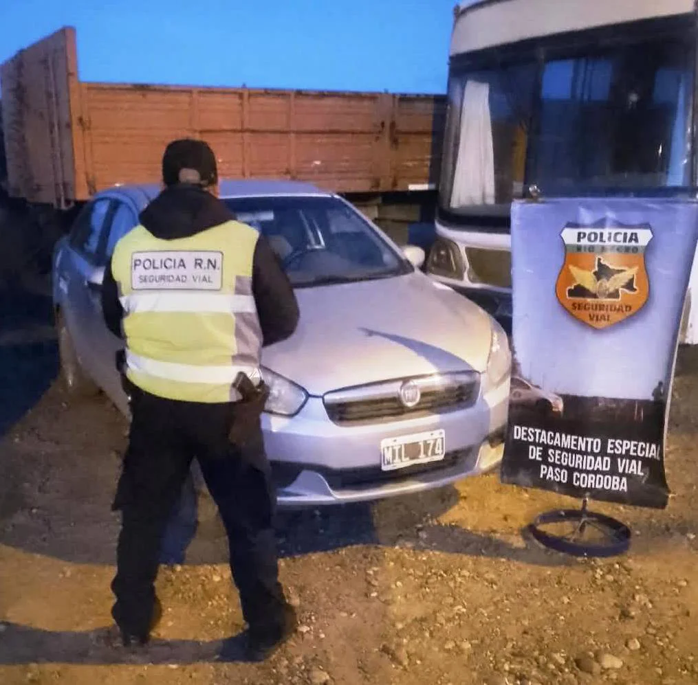AUTO SECUESTRADO NÁUTICO