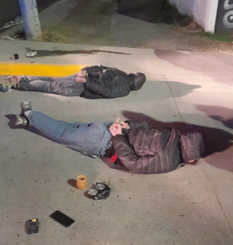 detenidos robo celular2