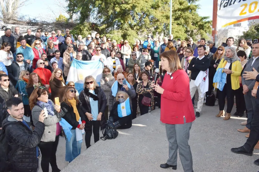Bullrich en Cipolletti 1