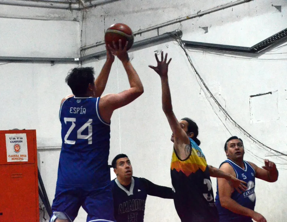 basquet comercial interior