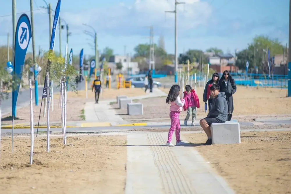 paseo Los Mirlos4