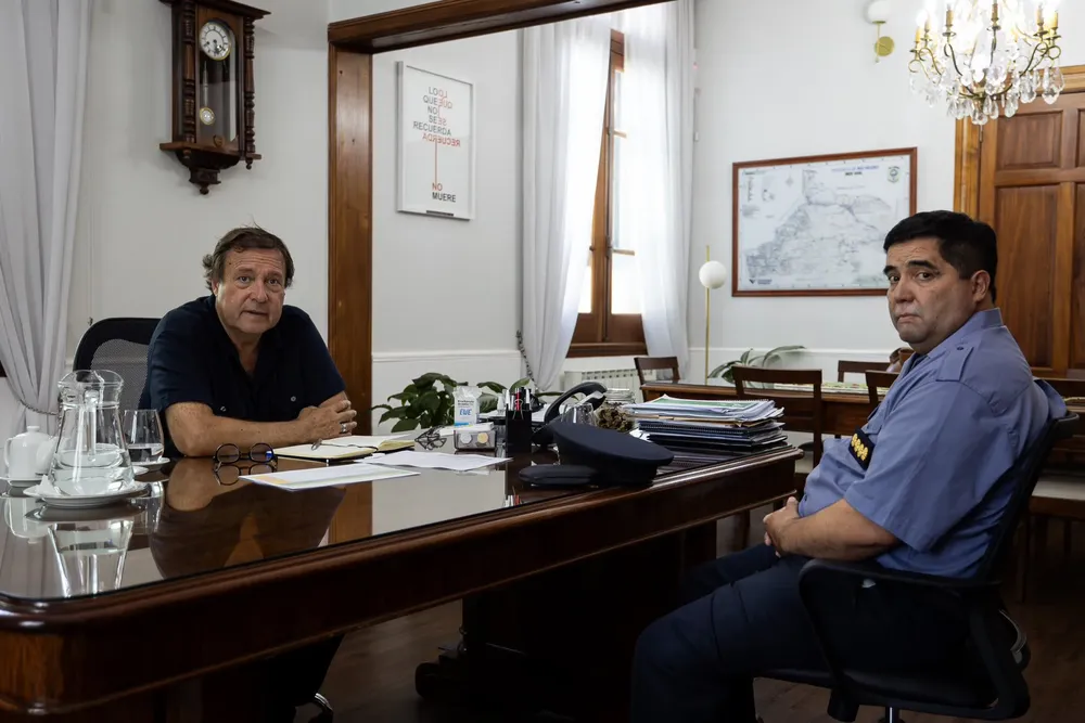 W - cupula policial