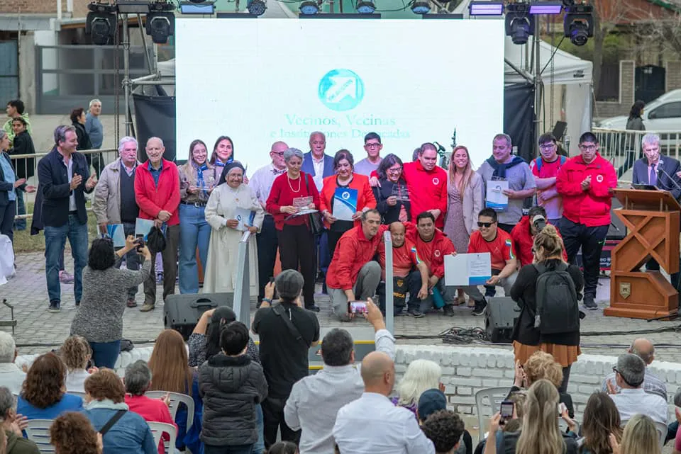 Aniversario 145 domingo vecinos destacados5