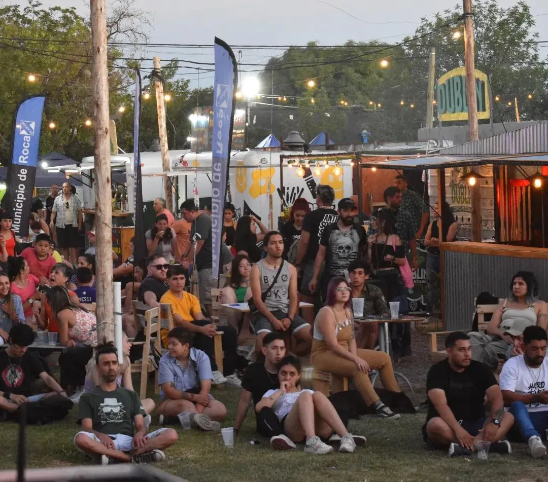 FERIA NÓMADE
