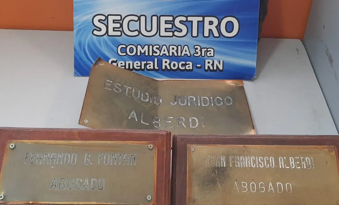 ROBO PLACAS ABOGADOS1