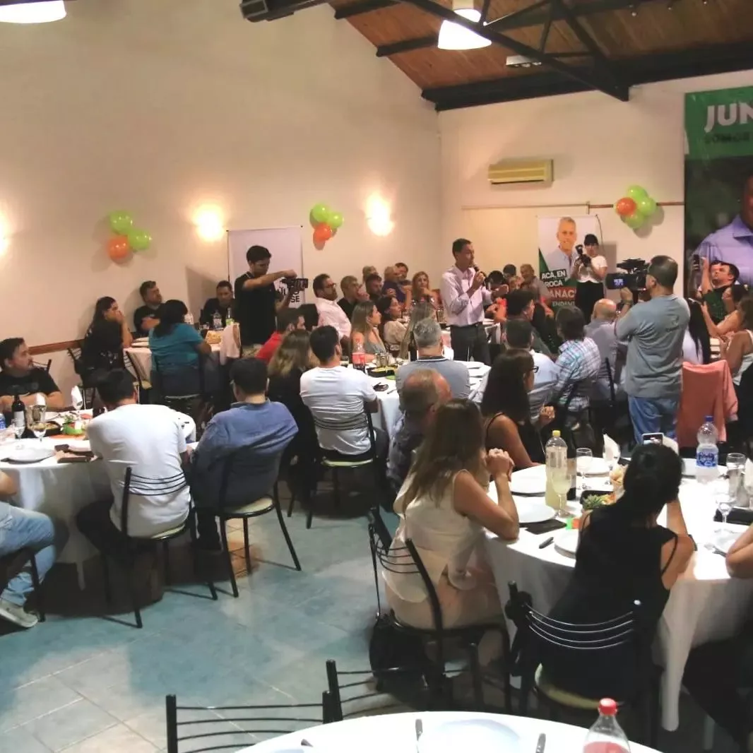 W en Roca AVGR mesas