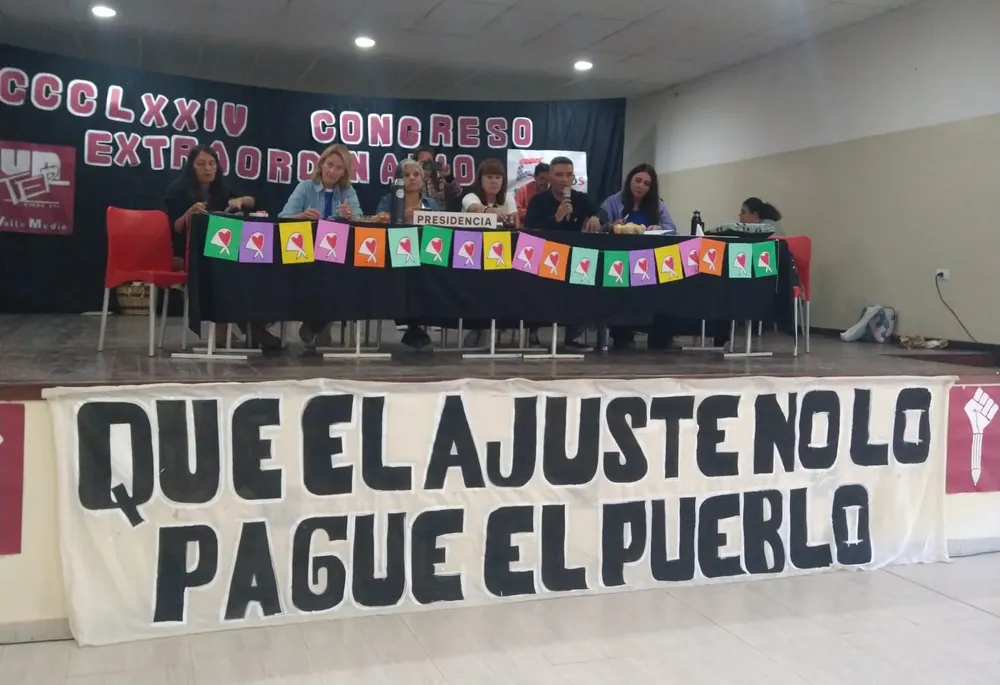 Unter congreso Extra